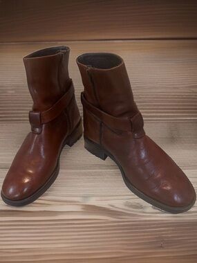 Vintage Joan & David Chestnut Brown Leather Mid-Calf Boots